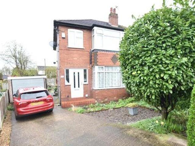 House for sale in Garforth, West Yorkshire