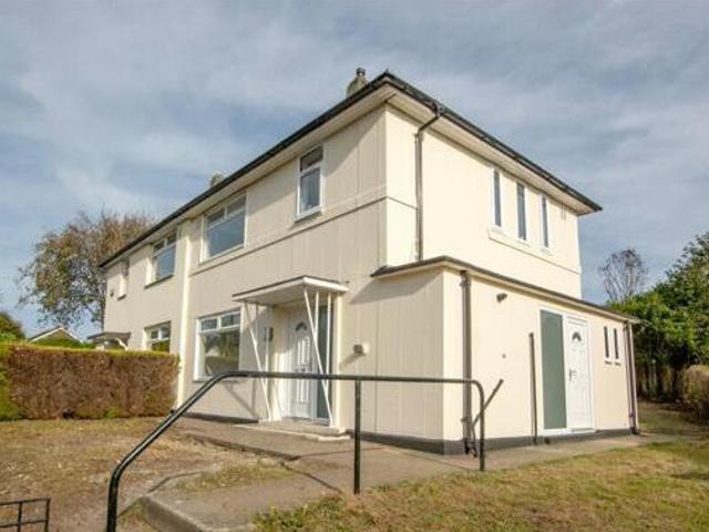House for sale in Primley Park, Leeds