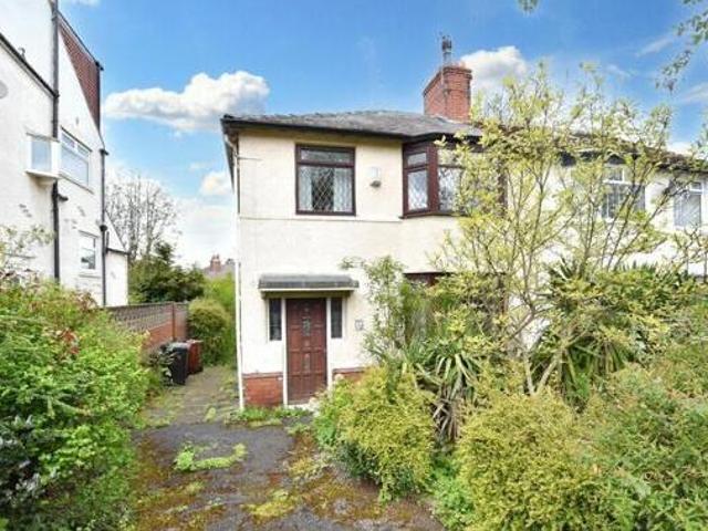 House for sale in Armley, West Yorkshire