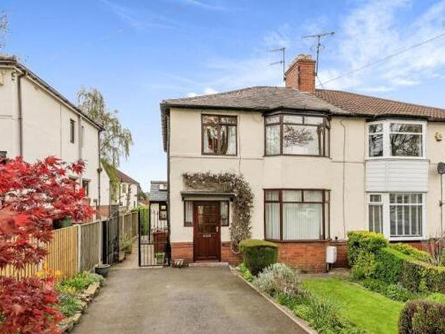 House for sale in Armley, West Yorkshire