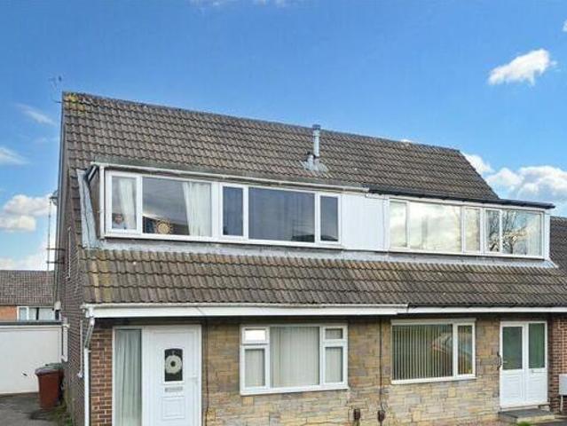 House for sale in Holt Park, West Yorkshire