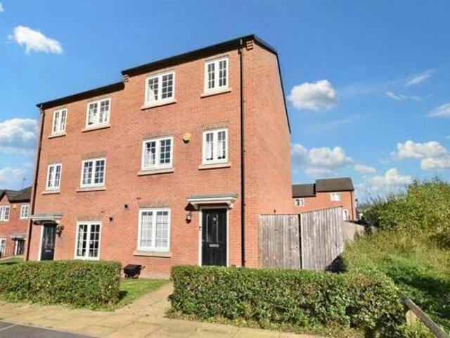 House for sale in Royds Lane Mount, Leeds