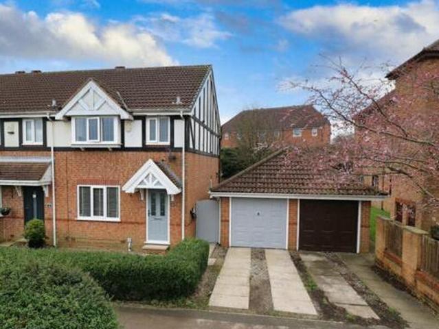House for sale in Rawdon, West Yorkshire