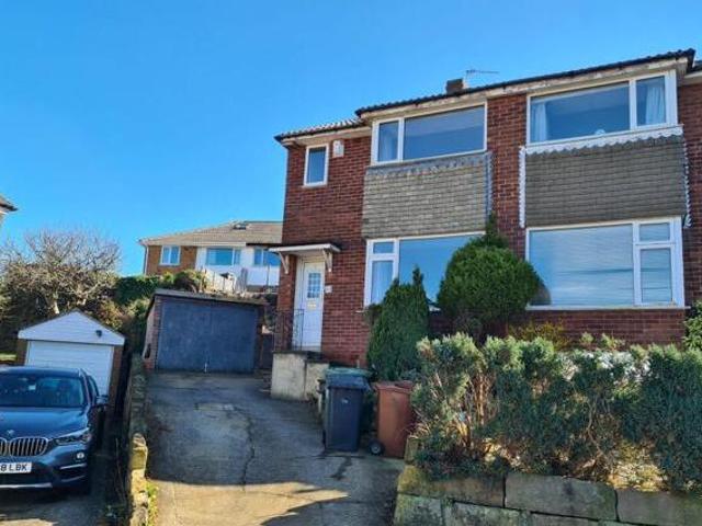 House for sale in Cookridge, West Yorkshire