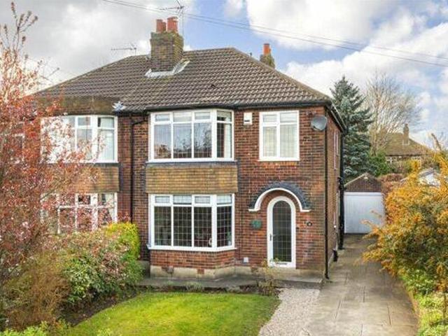 House for sale in Carr Manor, Moor Allerton