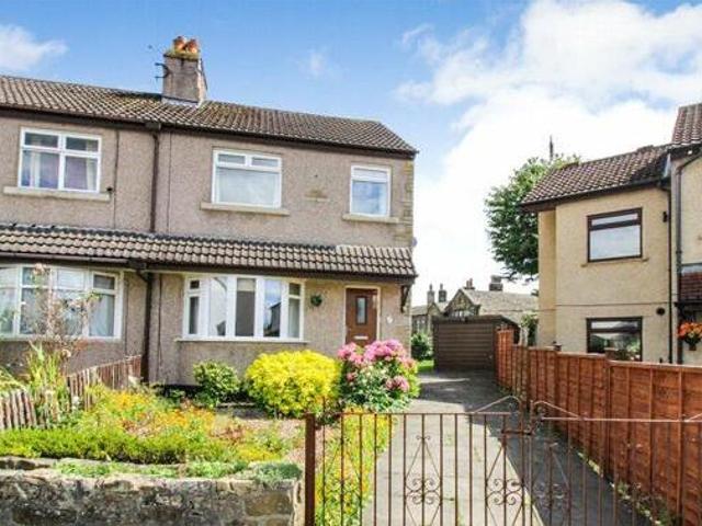 House for sale in Westfield, Guiseley