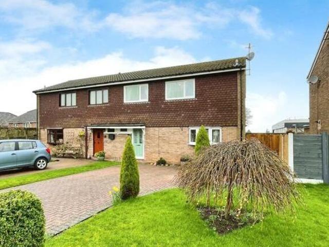 House for sale in Kingsley Moor, Staffordshire