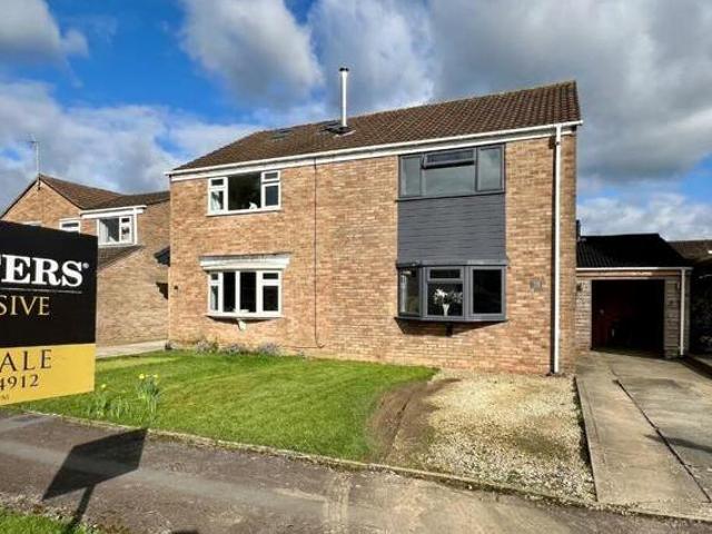 House for sale in Lyons, Greater London