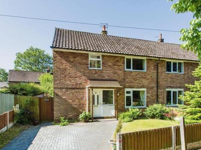 House for sale in Broadfield, Firbank