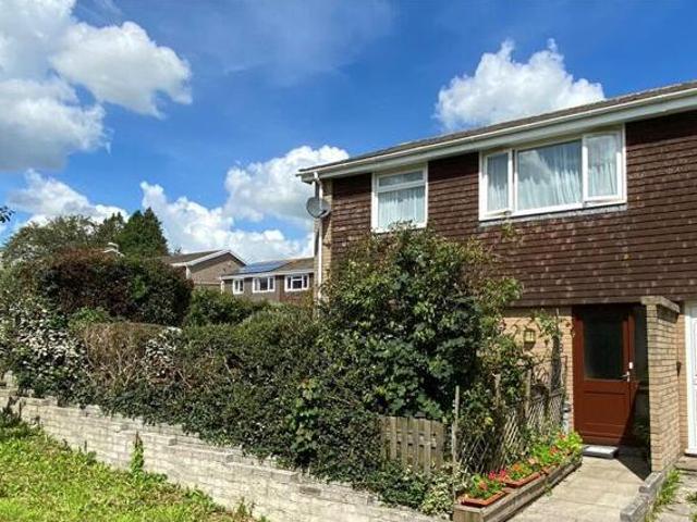 House for sale in Lamellion, Cornwall