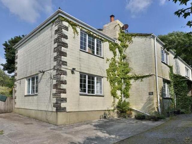 House for sale in Lamellion, Cornwall