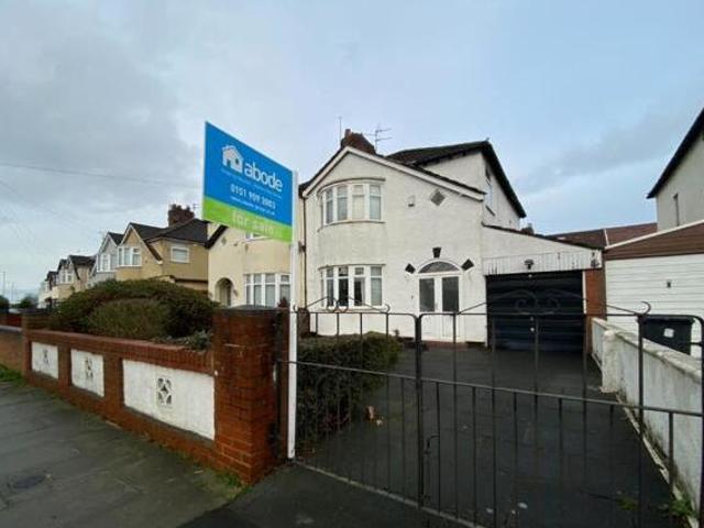 House for sale in Calderstones