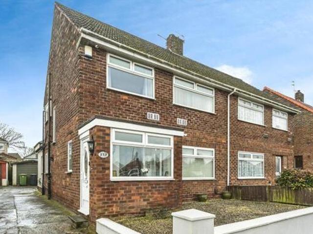 House for sale in Calderstones