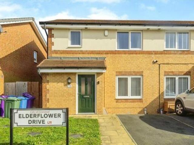 House for sale in Calderstones