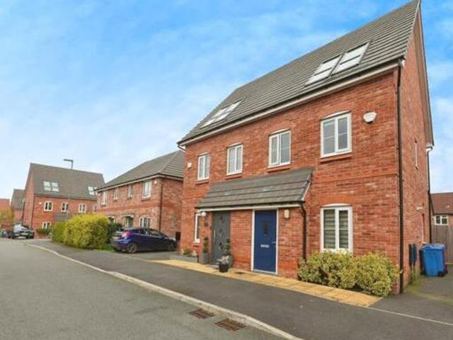 House for sale in Calderstones