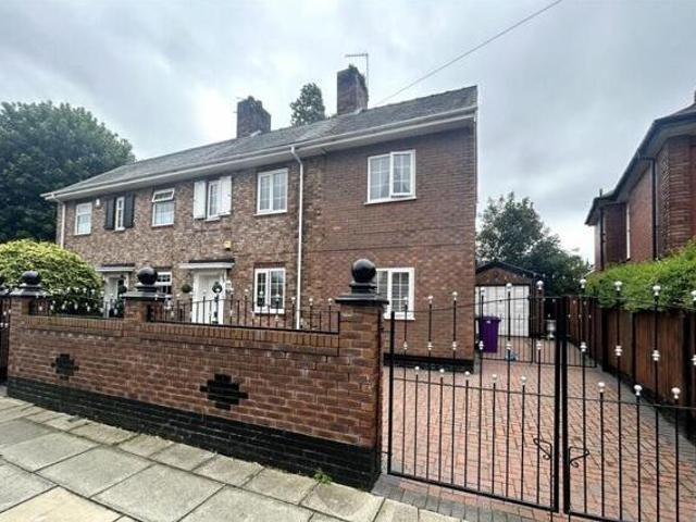House for sale in Calderstones