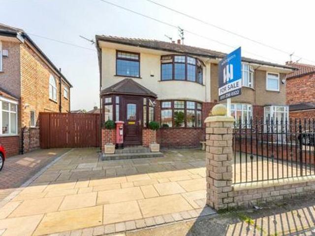 House for sale in Calderstones