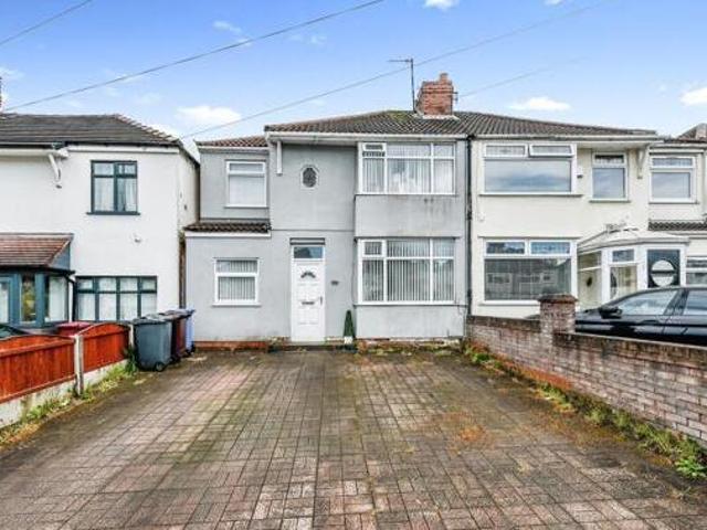 House for sale in Calderstones