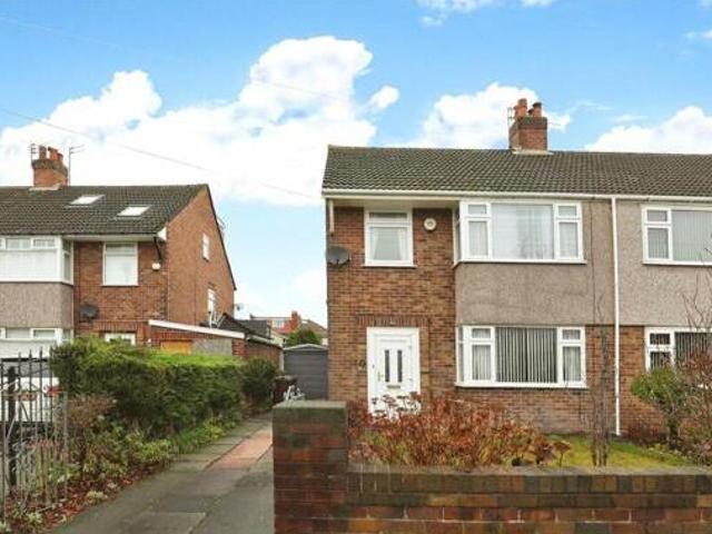 House for sale in Calderstones