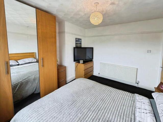 Farm for sale in Tycoch, Swansea