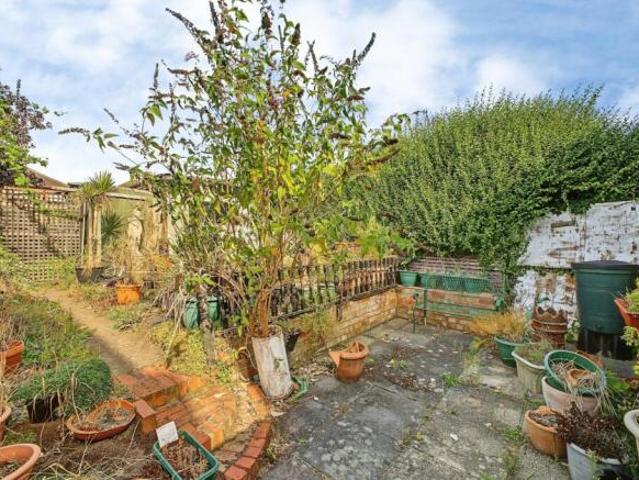 Farm for sale in Northampton, Northamptonshire