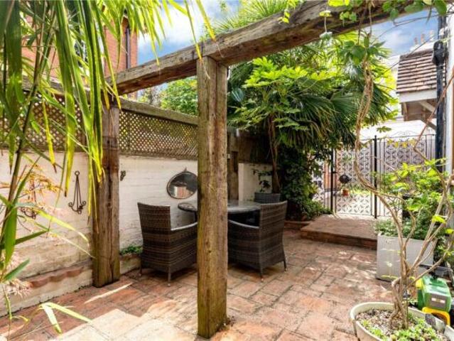 Farm for sale in Stoneygate, Leicester