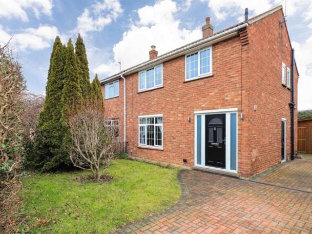 Farm for sale in Barnwell, Arbury