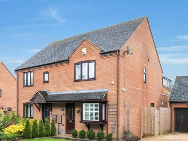 House for sale in Epping