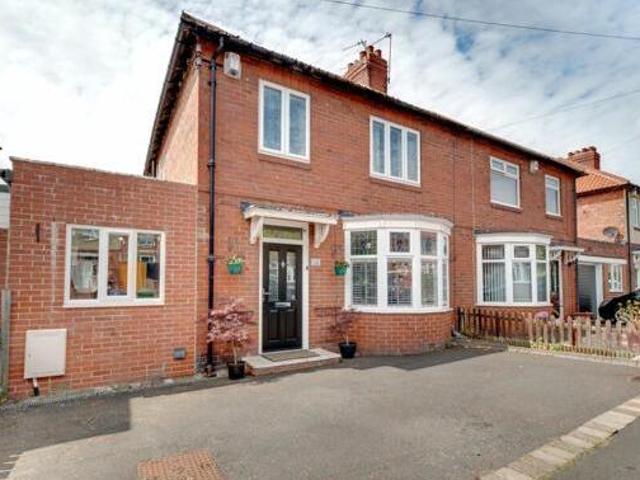 House for sale in Amazon Gateshead, Gateshead