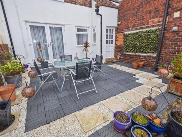 Farm for sale in Wortley, West Yorkshire