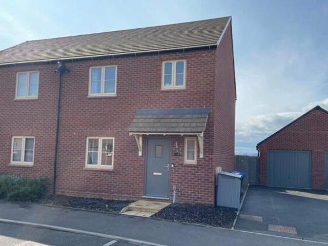 House for sale in Stanford On Avon, Leicestershire