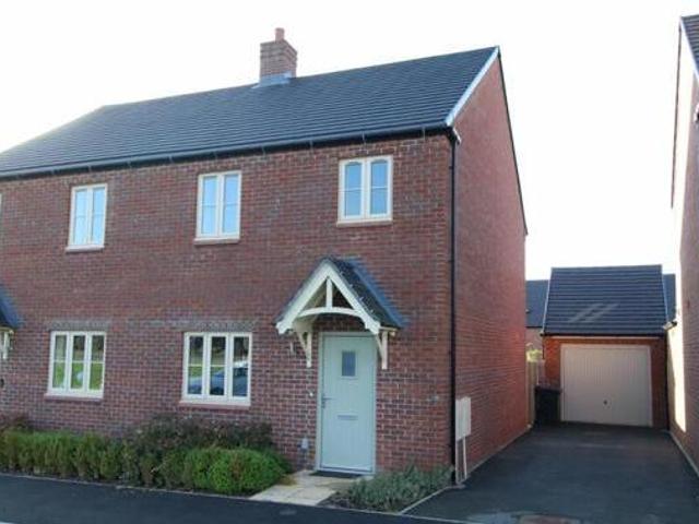 House for sale in Kingsbury Park, Harborough