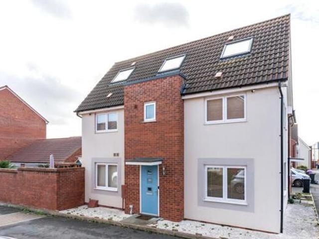 House for sale in Feckenham, City Of Bristol