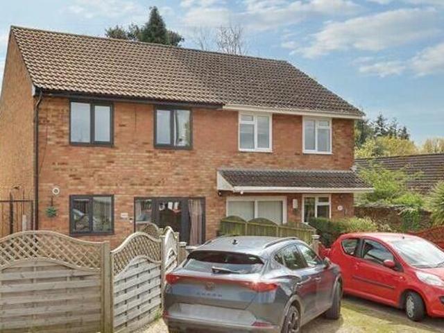 House for sale in Bromsberrow Heath, Gloucestershire