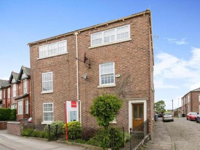 House for sale in Bollinbrook, Macclesfield