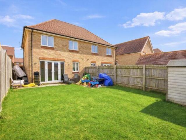 Farm for sale in Luton