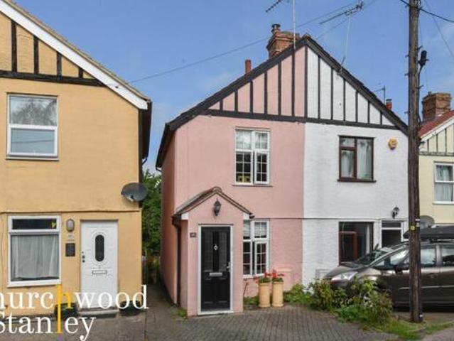 House for sale in Dale Hill, Essex