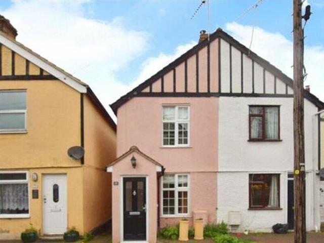 House for sale in Dale Hill, Essex