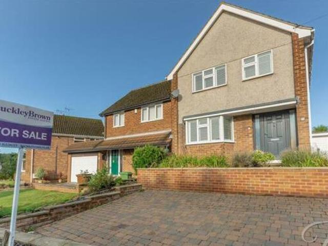 House for sale in Potters Corner, East Midlands