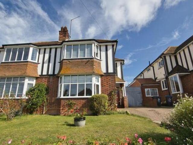 House for sale in Millmead, Acol