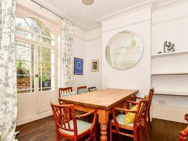 House for sale in Cliftonville West, Acol