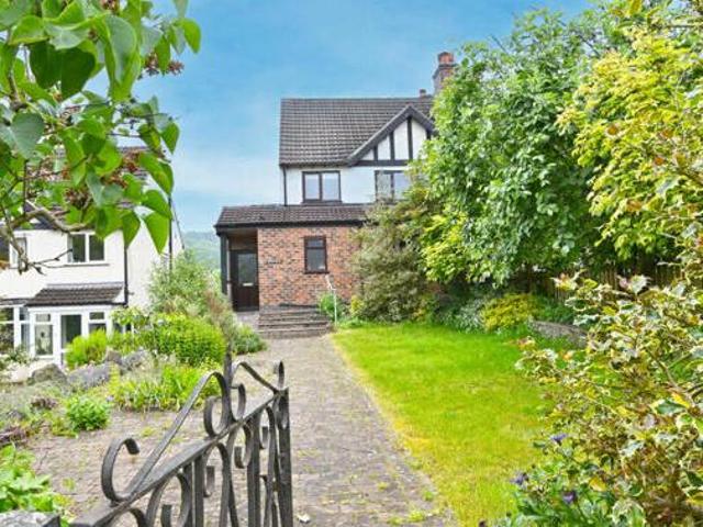 House for sale in Froggatt, East Midlands