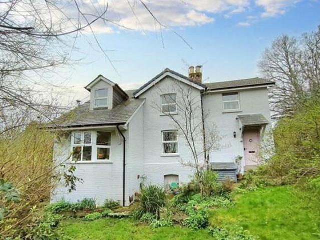 House for sale in Littlecote, West Sussex