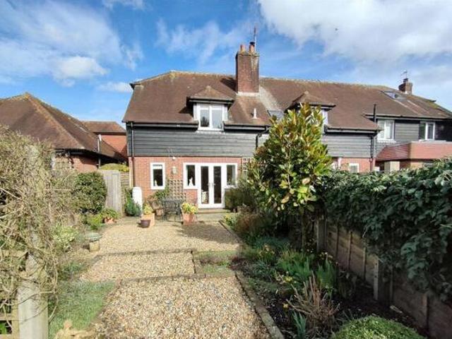 House for sale in Littlecote, West Sussex