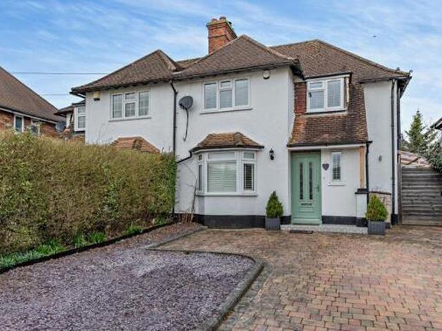 House for sale in Moneyhill, Batchworth