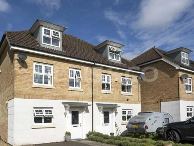 House for sale in Hertfordshire