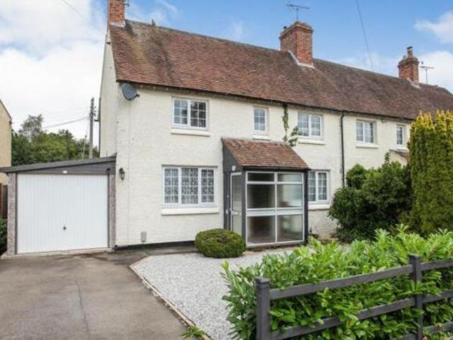 House for sale in Fossebridge, Gloucestershire