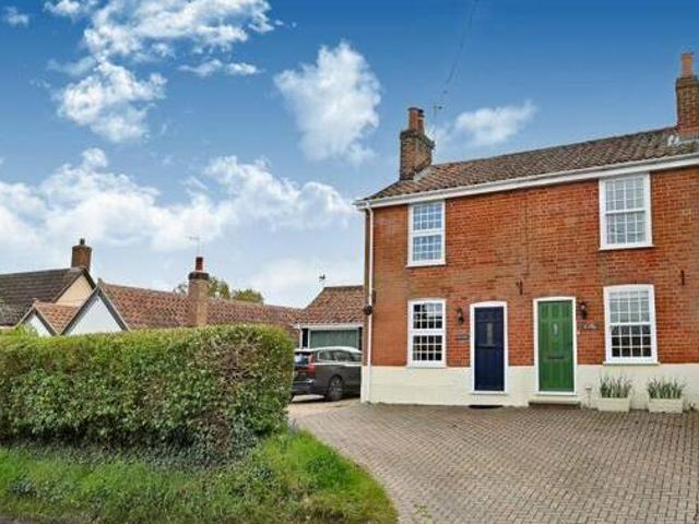 House for sale in Key Street, Suffolk