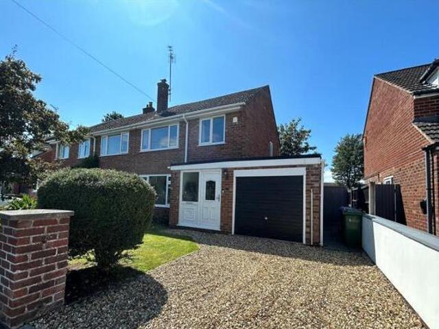 House for sale in Clayhill, West Vale