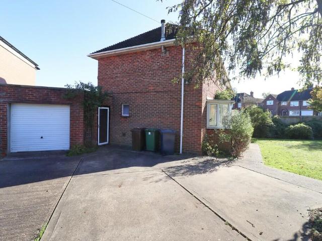 Semi Detached House for sale in Lincoln